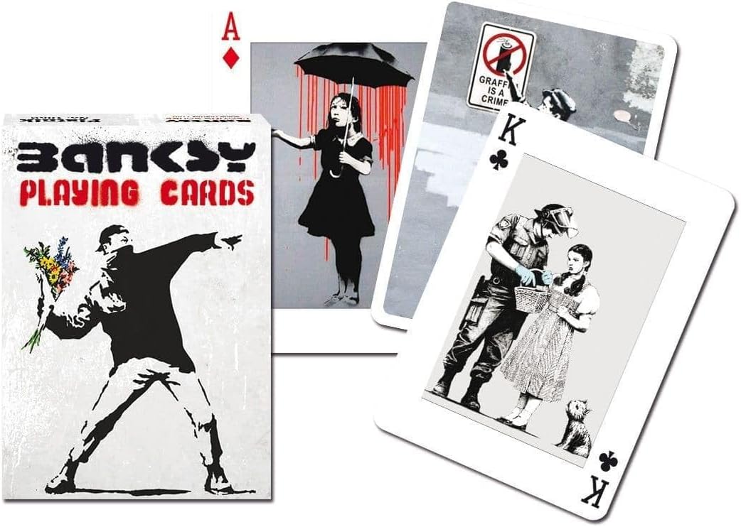 Carte da gioco con disegni di Banksy
