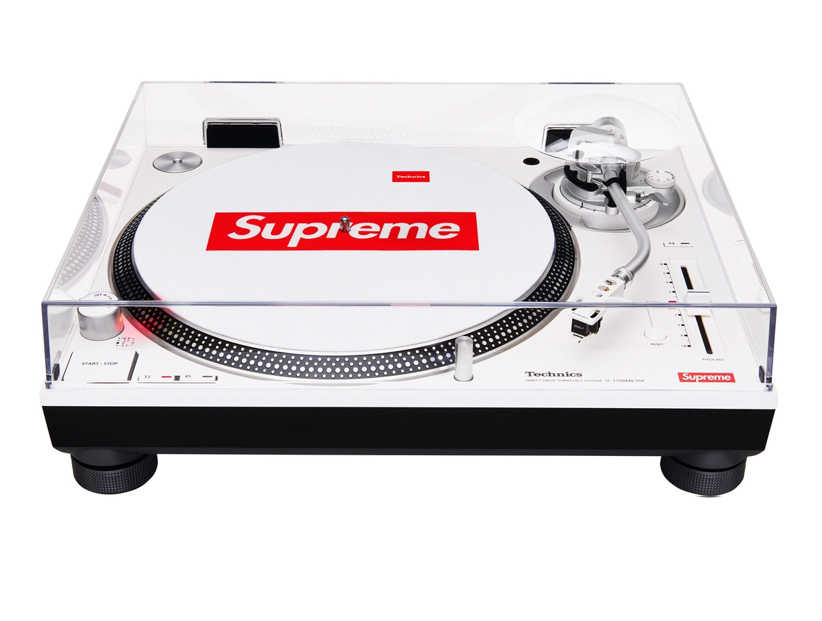 Supreme Technics SL-1200MK7 Turntable White