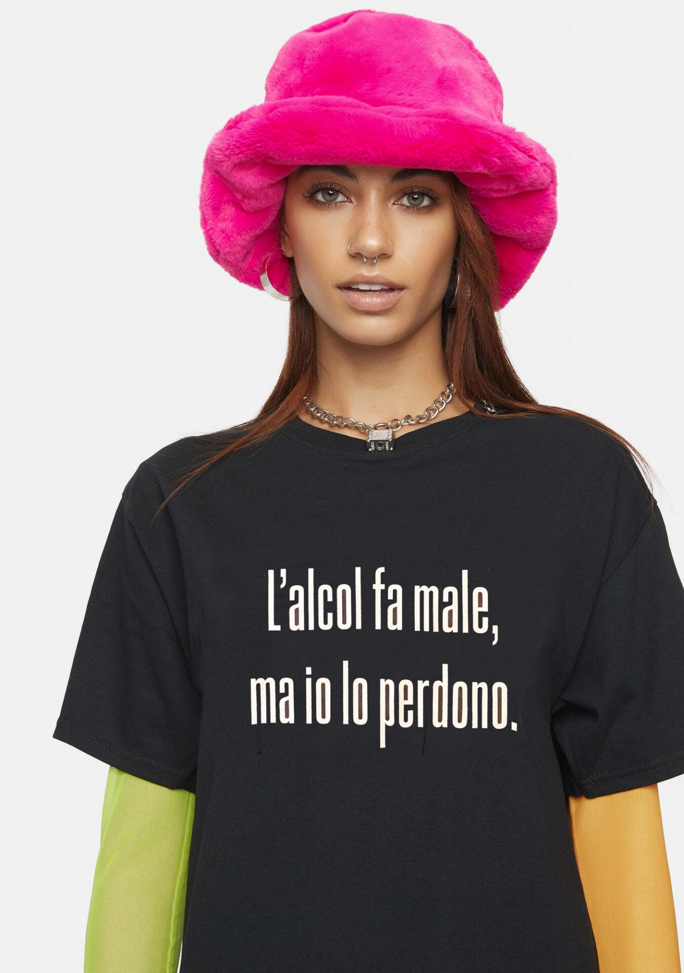 T-Shirt l'alcol fa male, ma io lo perdono.