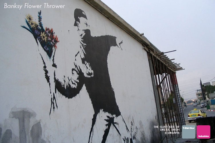 Banksy - Flower Thrower “Il lanciatore di fiori”